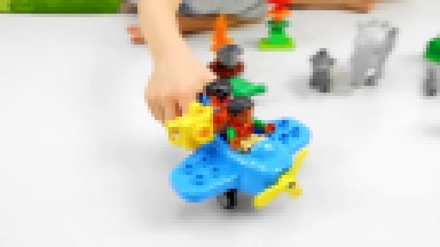 Конструктор Лего Джунгли - Играем с Даником и мамой в LEGO DUPLO Jungle 10804 