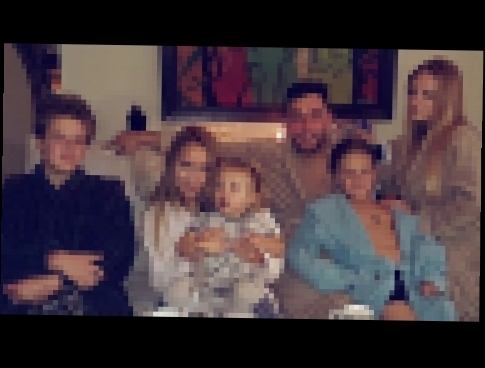 Татьяна Навка поделилась фото семейного вечера после бани 