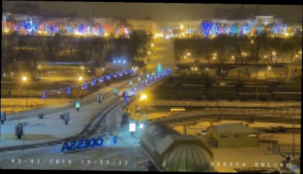 Видеоклип Одесс: Снегопад ночью засыпал снегом Приморский бульвар Дюка и Потёмкинскую лестницу 