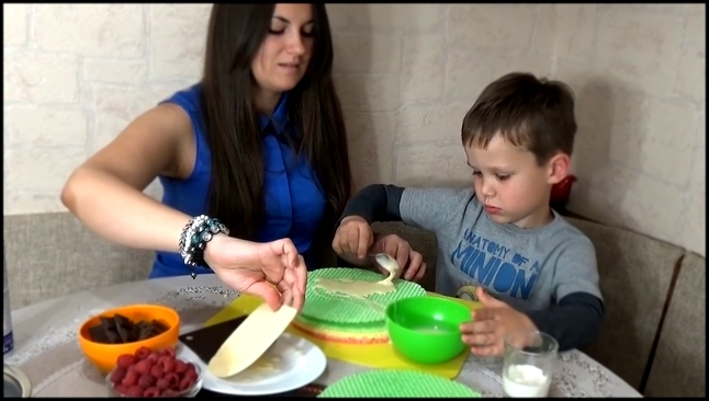 Делаем торт со сгущенкой дома с тетей Людой Make hand made cake 