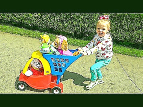 Детская площадка в парке аттракционов и игрушки Щенки 