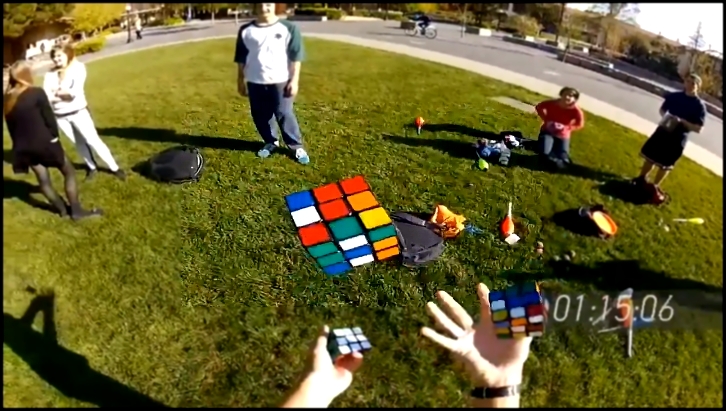 Сборка кубика Рубика в воздухе 