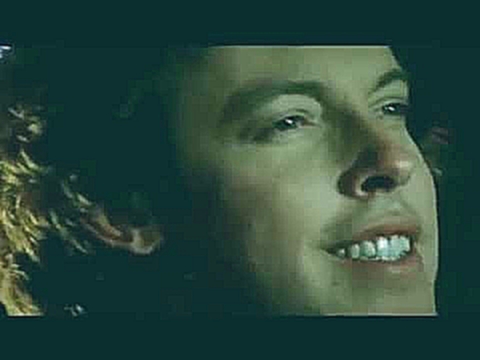 Видеоклип Андрей Макаревич песня Давайте делать паузы в словах  из кинофильма Начни сначала 1985 