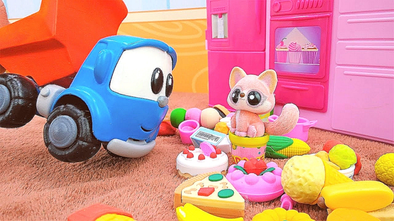 Грузовичок Лева новая серия! #МашинкаЛева пригласил домой лисенка  Видео с игрушками для детей. 