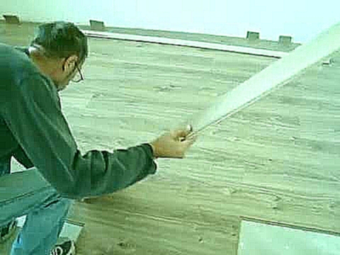 Как правильно укладывать ламинат на бетонный пол: фишки из опыта 
