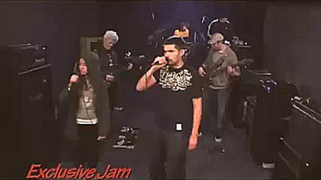 Видеоклип Noize Mc и ГидроПонка - не подходи к микрофону 