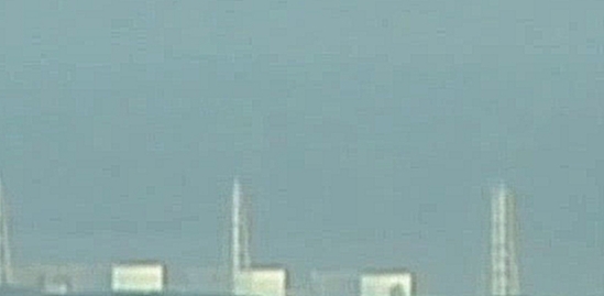 Взрыв на АЭС в Японии засняли на видео 