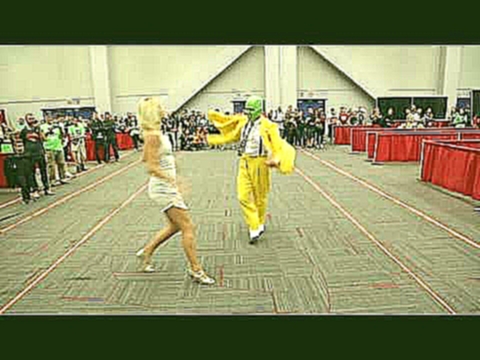 The Mask Cosplayers Dancing at Montreal Comiccon 2016 