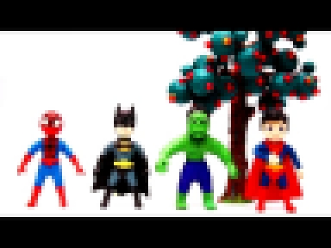 Человек-паук, Бэтмен, Супермен и Халк играют в прятки и танцуют ! Пластилиновые мультики для детей 