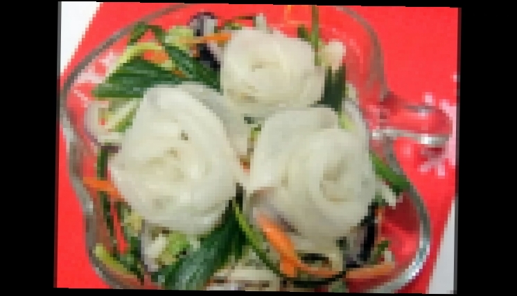 Видеоклип Салат из свежих овощей 'Белые розы' 