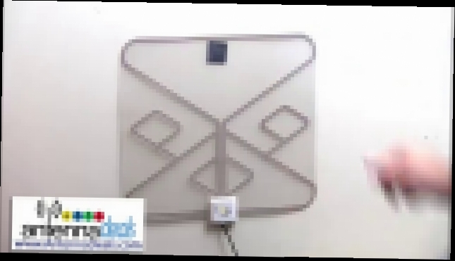 Видеоклип LAVA 400 Amplified Square Leaf Digital Indoor HDTV Antenna Product Demo 